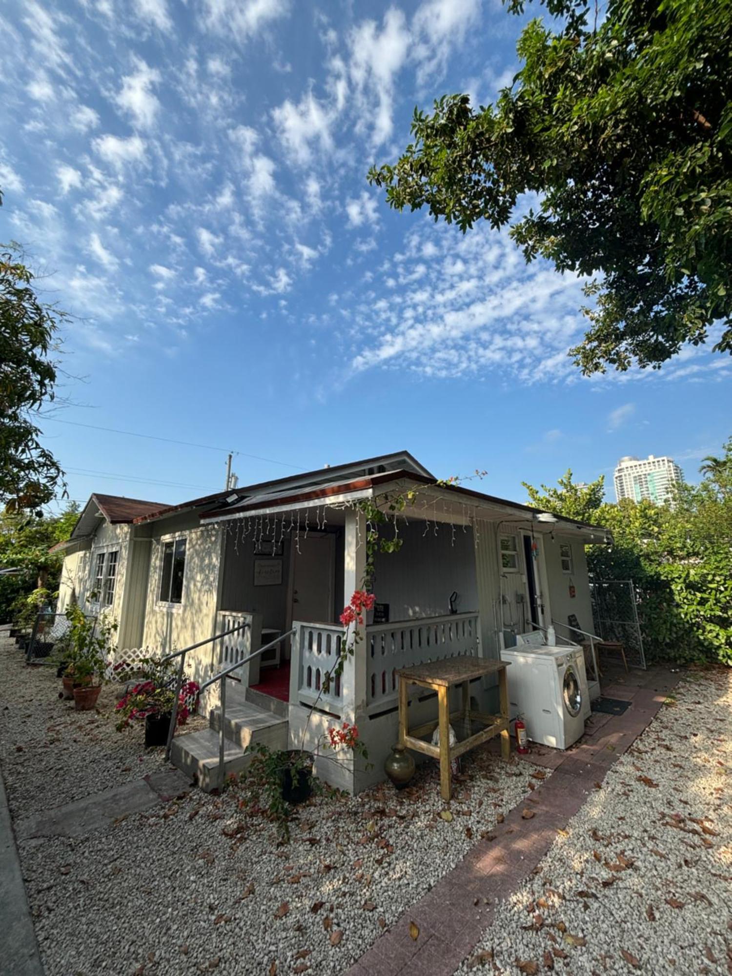 Deluxe Room In Best Location Miami In A 2 Bedrooms Unit - Parking, Laundry And Luggage Storage Bagian luar foto