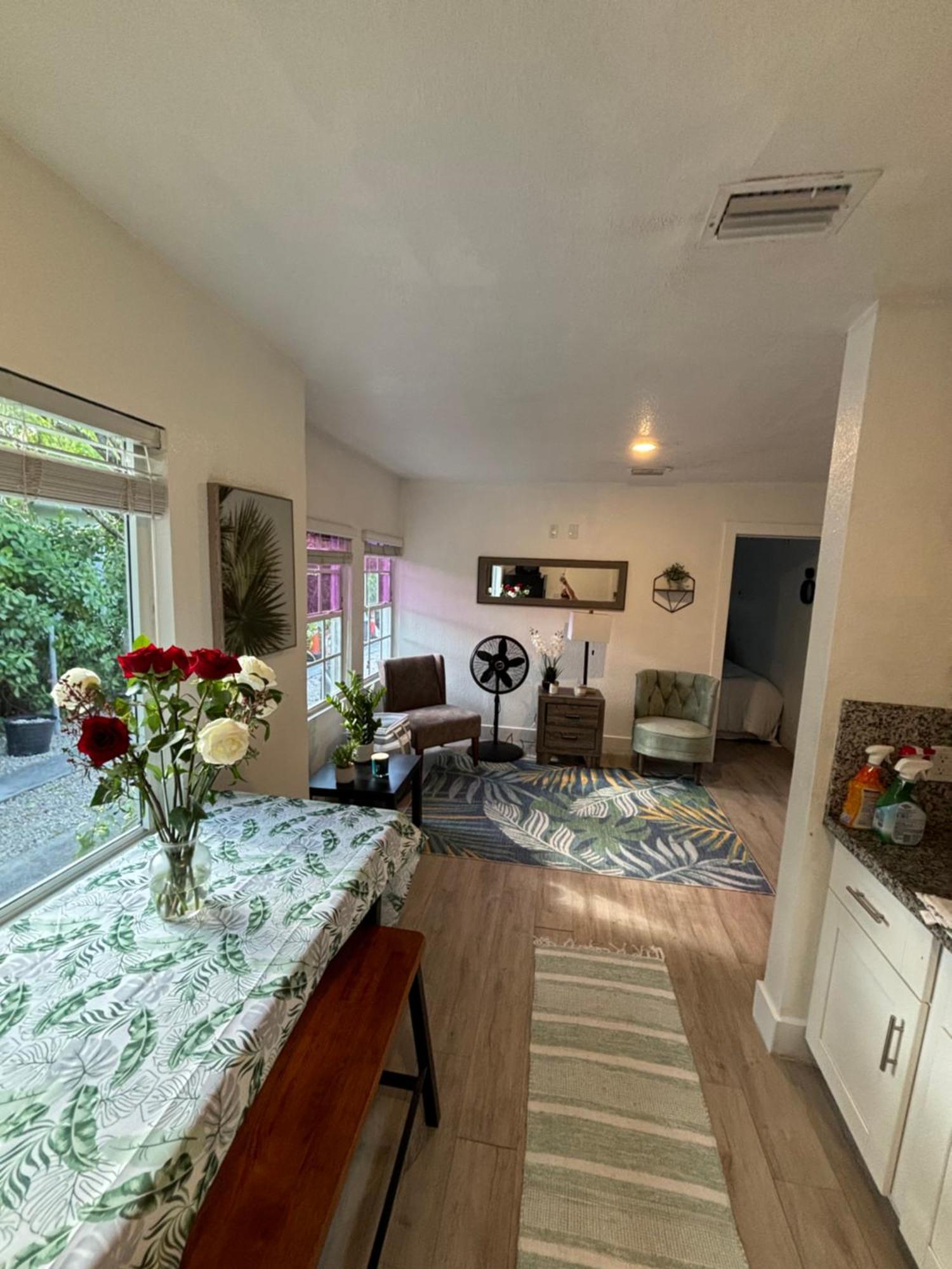 Deluxe Room In Best Location Miami In A 2 Bedrooms Unit - Parking, Laundry And Luggage Storage Bagian luar foto