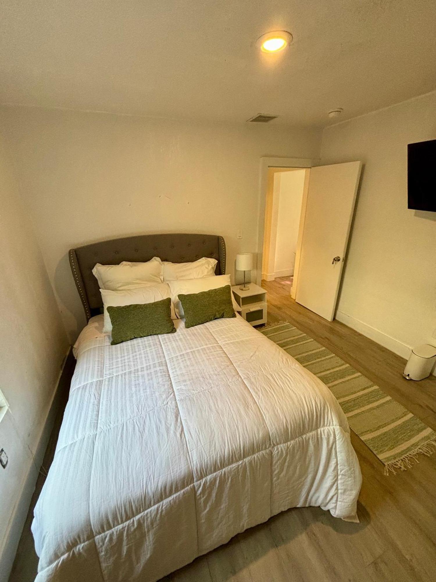 Deluxe Room In Best Location Miami In A 2 Bedrooms Unit - Parking, Laundry And Luggage Storage Bagian luar foto